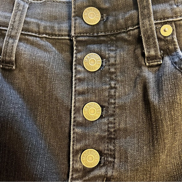 Madewell Washed Black 10” High Rise Raw Hem Skinny Jeans Sz 29T - Picture 4 of 15